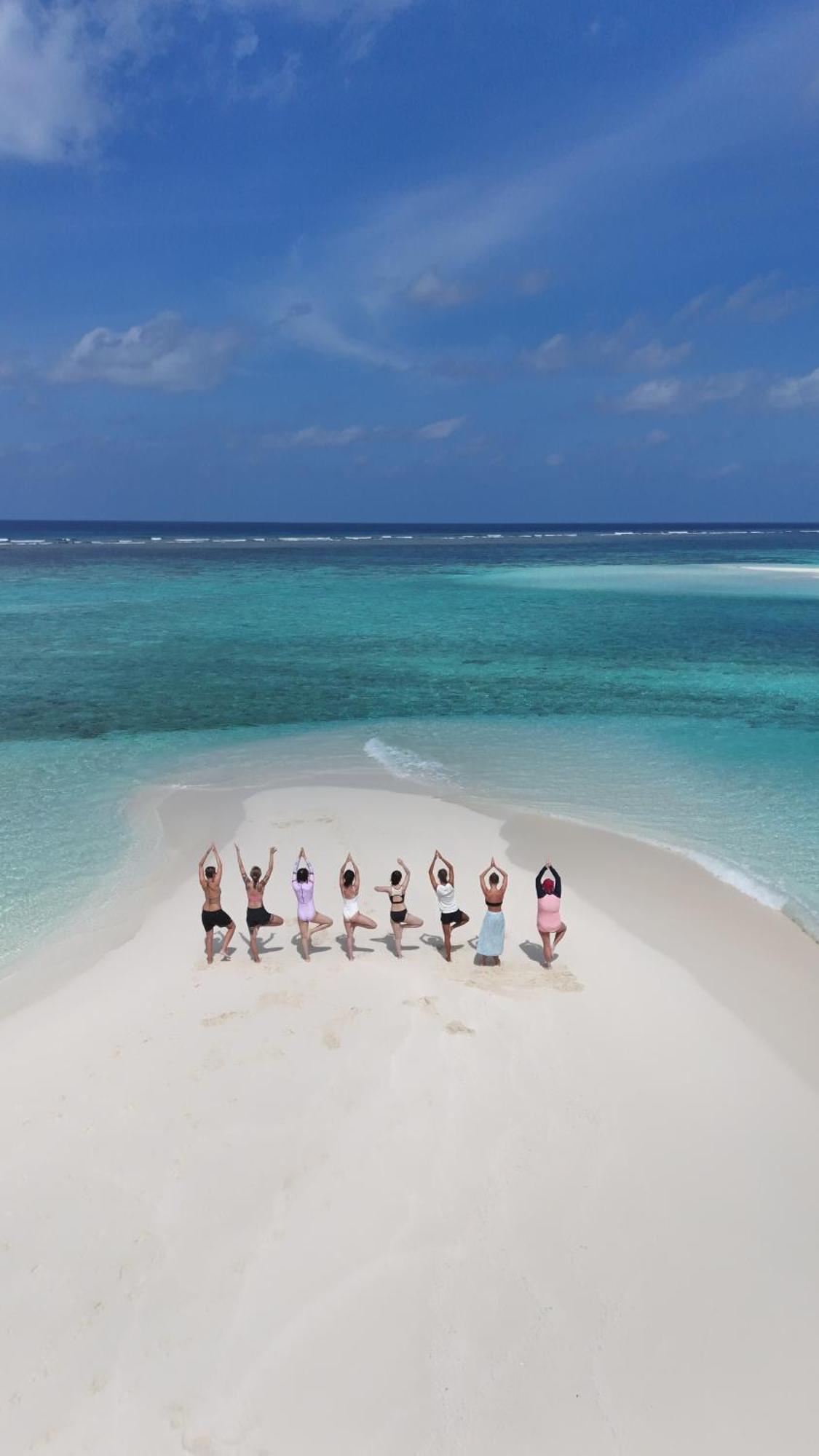 Blue Water Thoddoo Inn ภายนอก รูปภาพ