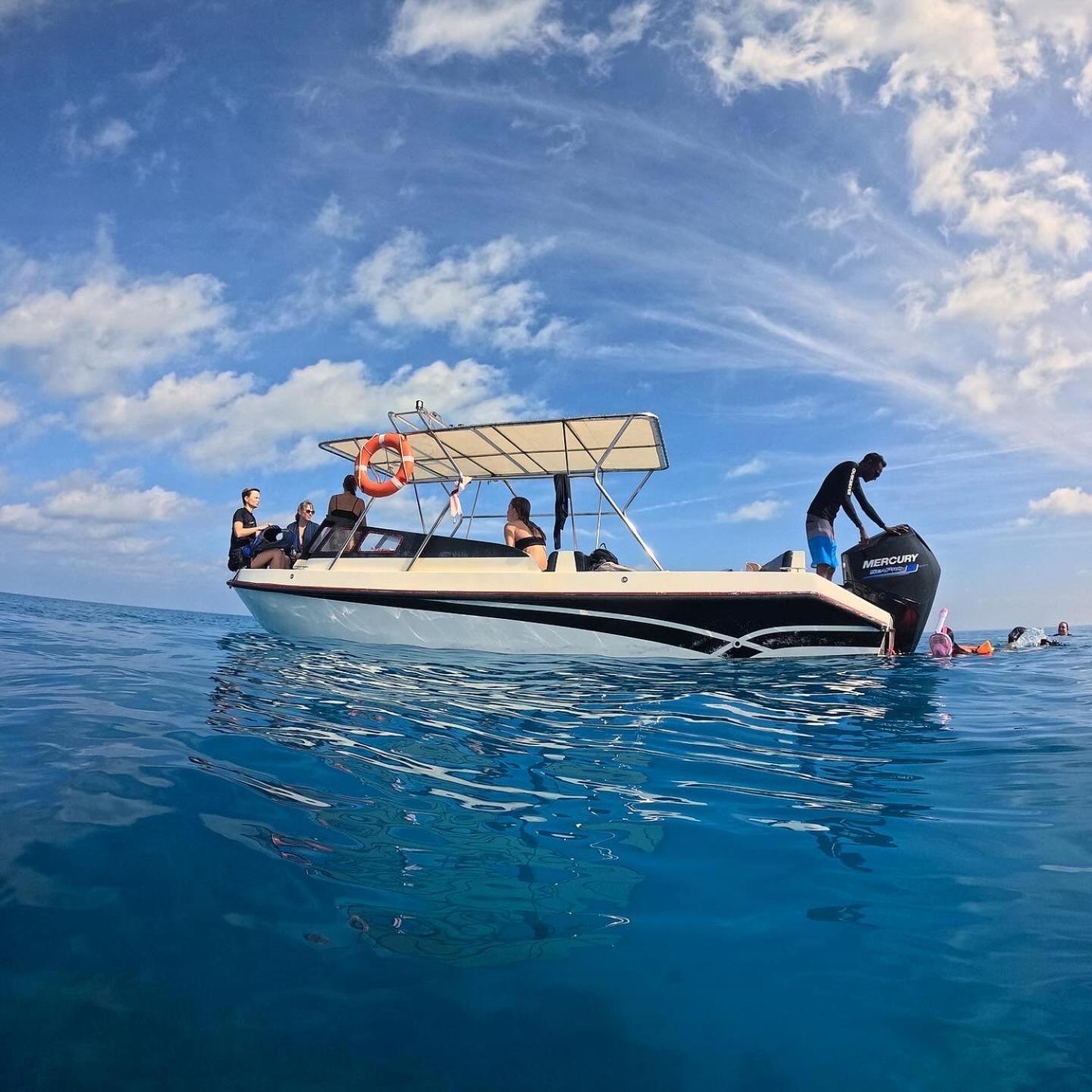Blue Water Thoddoo Inn ภายนอก รูปภาพ
